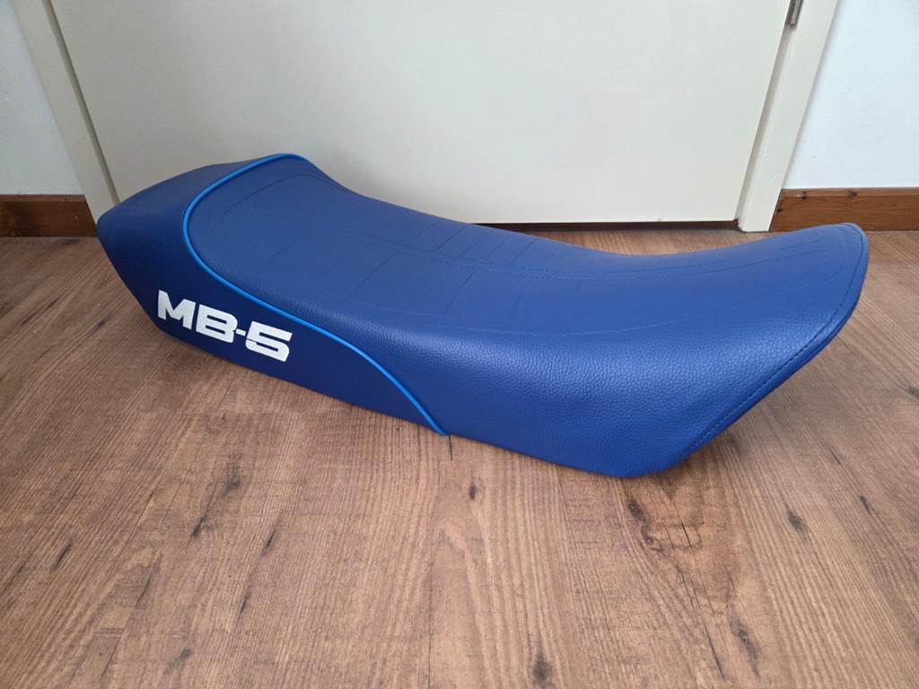 Honda mb zadel buddyseat opnieuw bekleed, Fietsen en Brommers, Ophalen of Verzenden, Nieuw, Zadel, Honda mt mtx mb mtx mb mbx nsr ns1