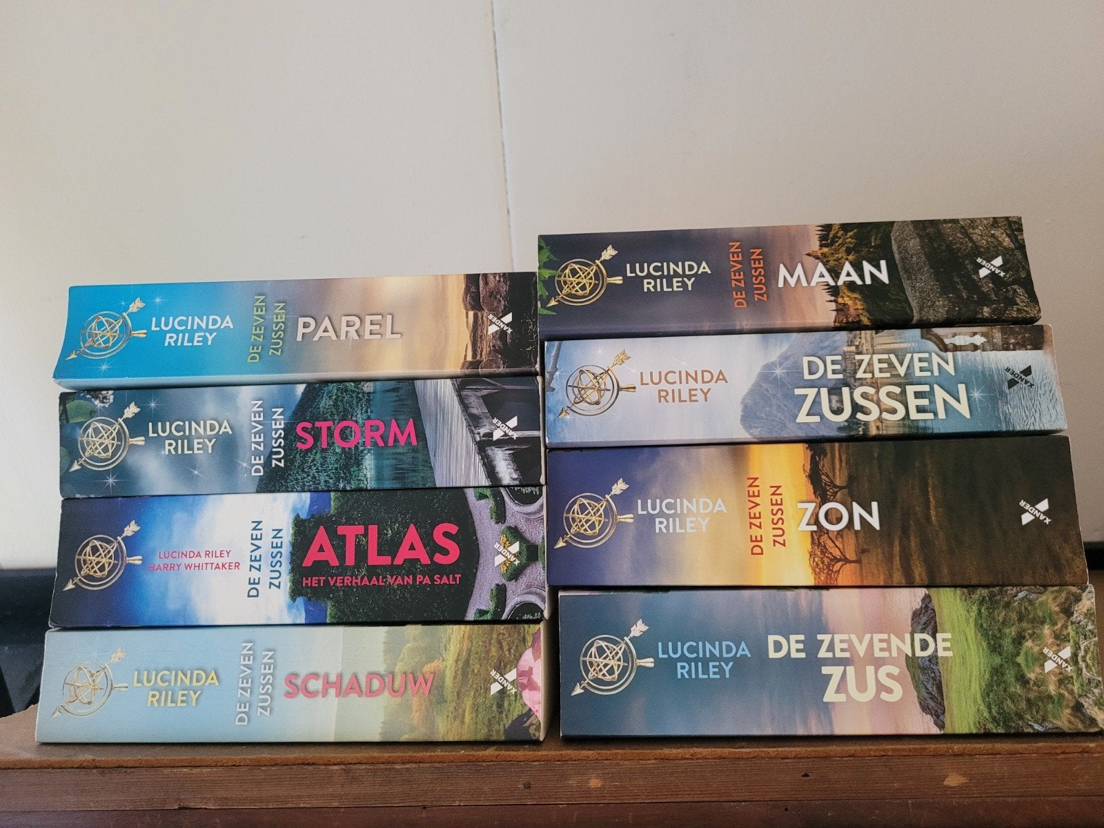 De 7 zussen 4 delen, Ophalen of Verzenden, Gelezen, Lucinda Riley