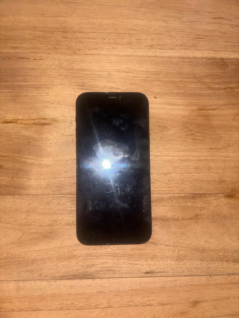 iPhone 12 defect - voor onderdelen, Telecommunicatie, Mobiele telefoons | Apple iPhone, Ophalen of Verzenden, Niet werkend, IPhone 12