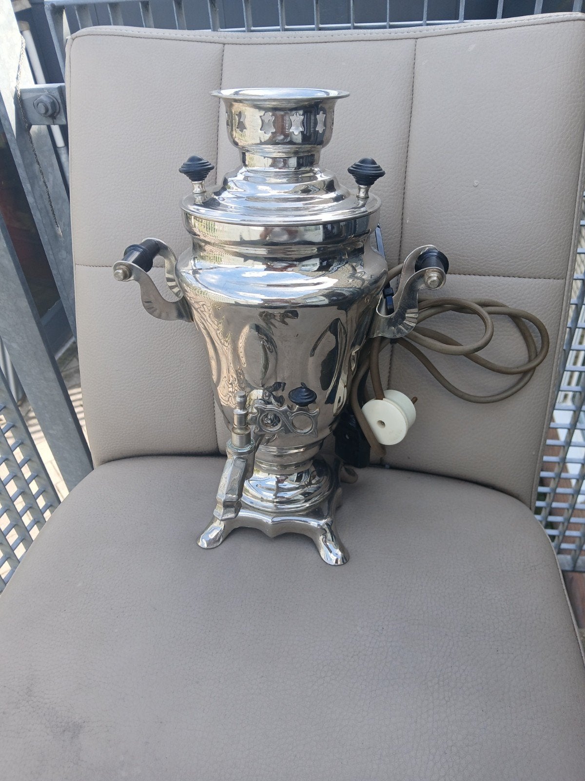 authentieke elektrische russische samovar uit de jaren 70, Ophalen of Verzenden