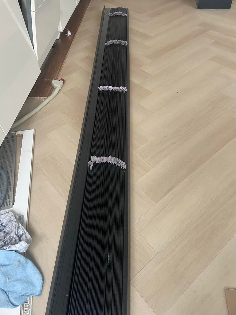 Zwarte houten jaloezie 195 L x 288 b, Huis en Inrichting, Stoffering | Gordijnen en Lamellen, Ophalen of Verzenden, Gebruikt, Zwart
