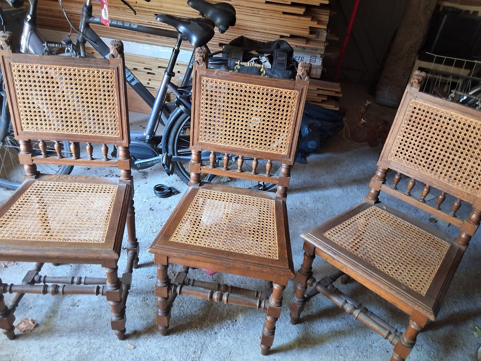 Set van 6 antieke rotan stoelen, Ophalen