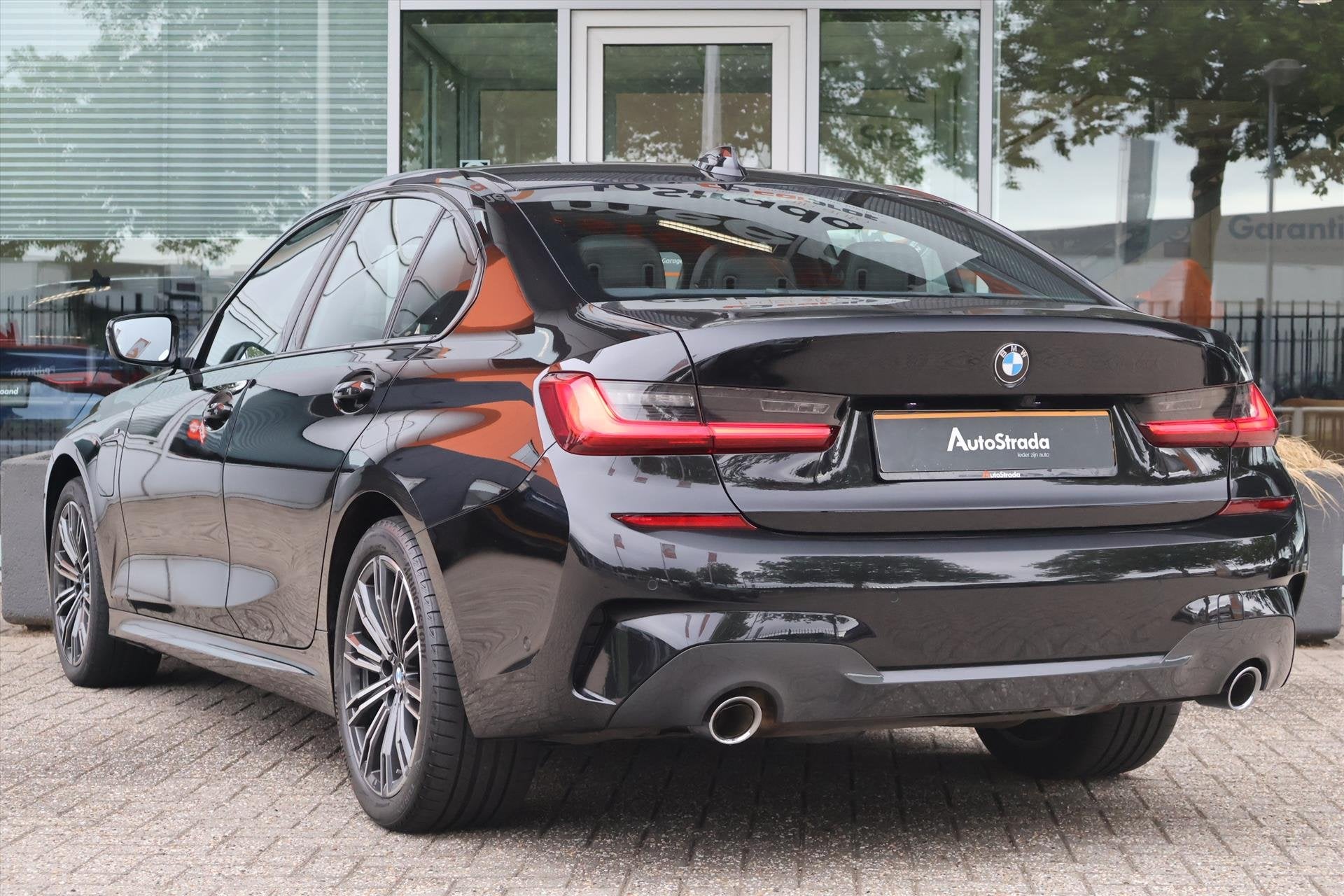 BMW 3-Serie (g20) 320e M-Sport 204pk | Sfeer | Laser LED | P, Auto's, Gebruikt, 4 cilinders, Met garantie (alle), Bedrijf