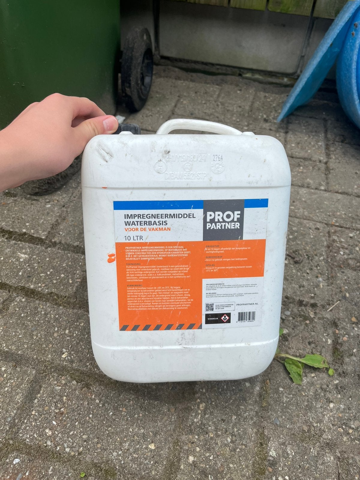 Impregneer middel ongeveer 4 liter (was 10), Ophalen, Gebruikt, Wit, Lak