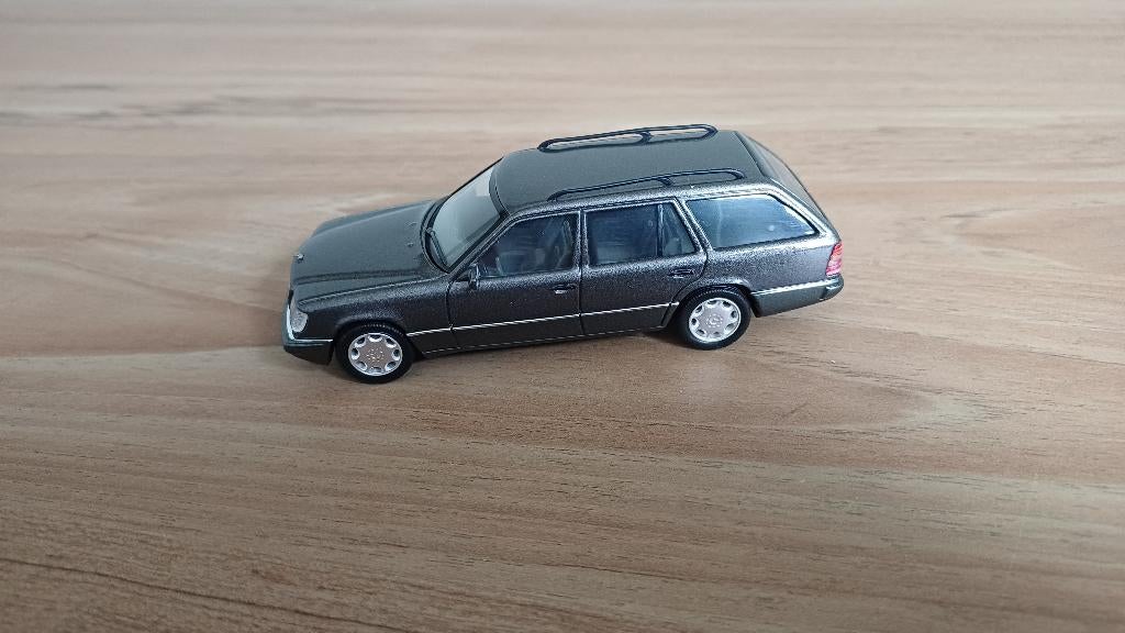 verzamelaar dinky toys, Ophalen of Verzenden