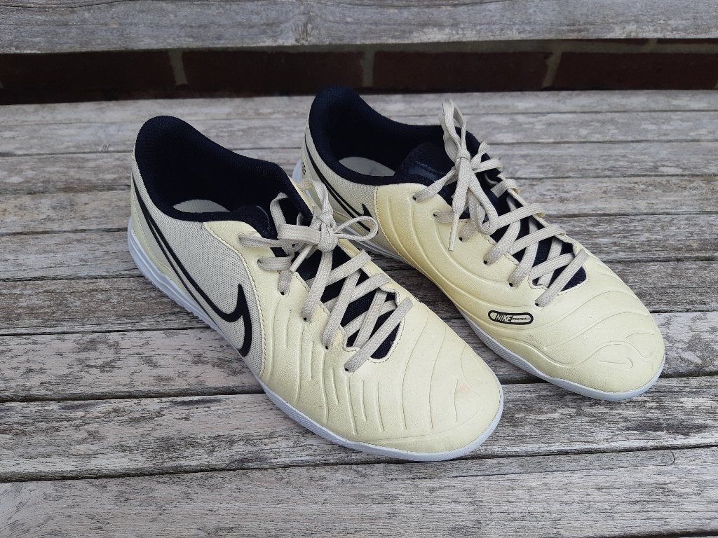 Nike Tiempo Legend 10 Club IC Mad Ready - gymschoen, Ophalen of Verzenden, Zo goed als nieuw, Nike, Jongen of Meisje