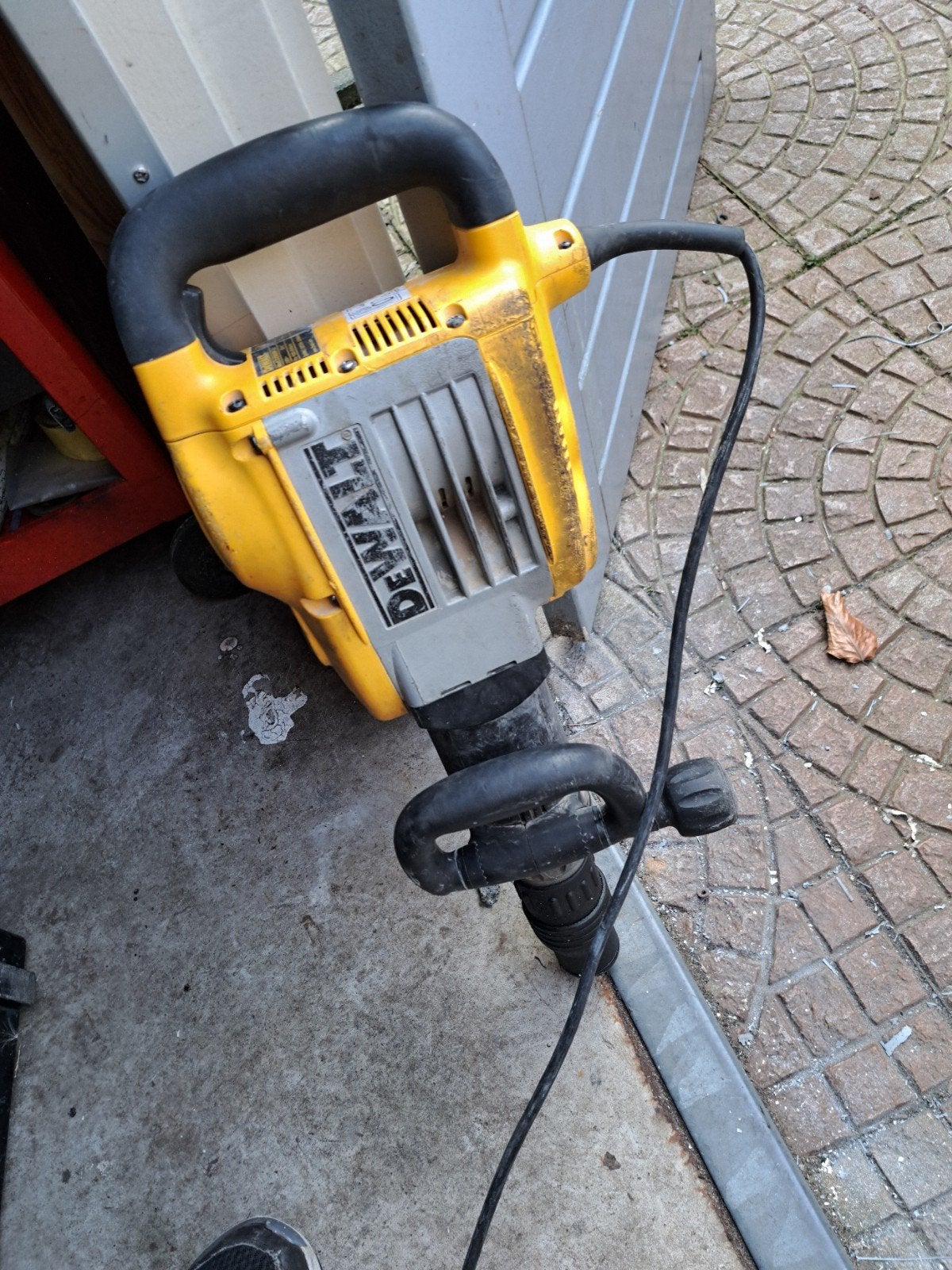 DeWalt Breekhamer D25900K-QS 1500W met koffer, Ophalen of Verzenden, Gebruikt, 600 watt of meer, Boor- en/of Breekhamer