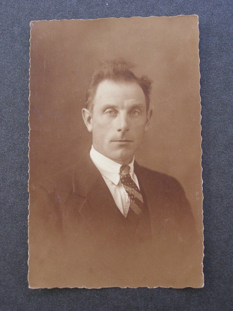 Foto Ateliers BLEUZE, Rotterdam: Man met stropdas, Gebruikt, Foto, Ophalen of Verzenden, Voor 1940