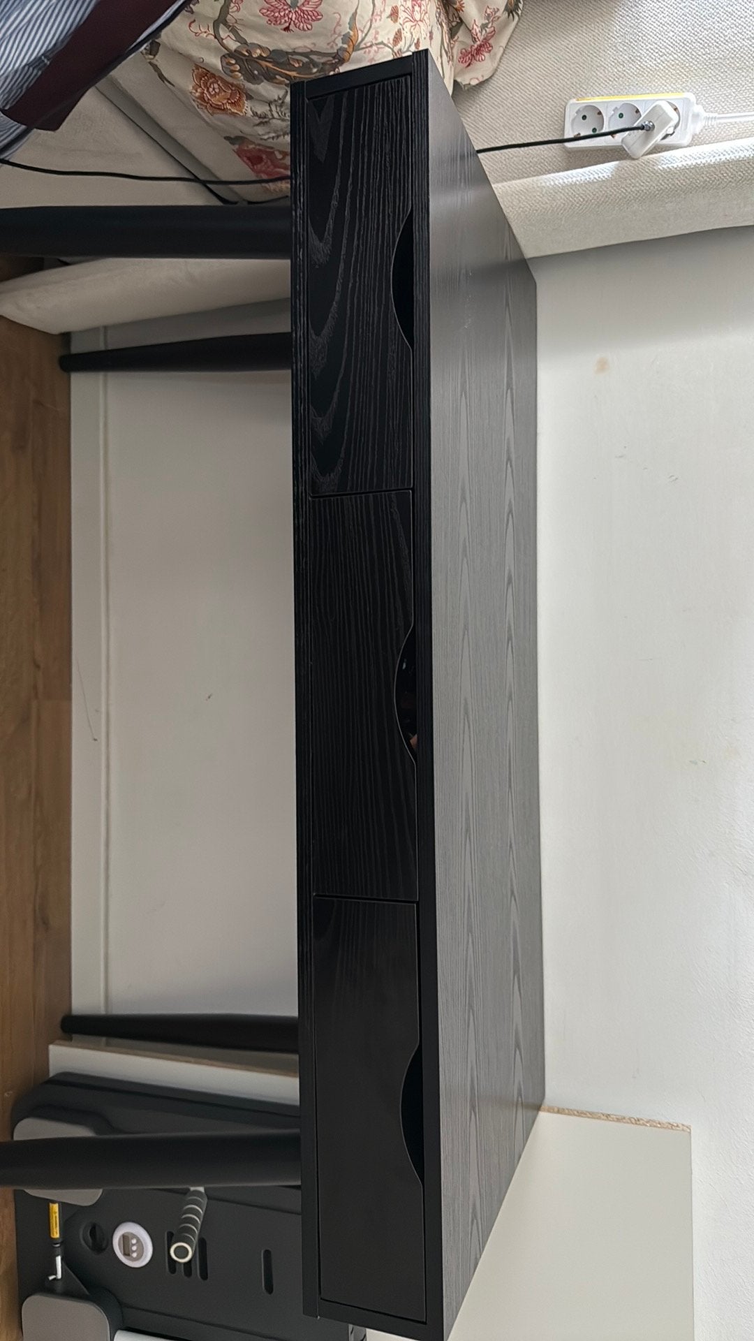 Zwarte bureau, Huis en Inrichting, Bureaus, Ophalen, 110 cm, Hout, 50 cm