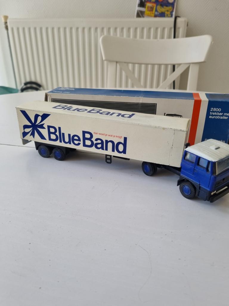 DAF 2800 trekker met oplegger zie foto's, Hobby en Vrije tijd, Modelauto's | 1:43, Ophalen of Verzenden, Zo goed als nieuw, Auto