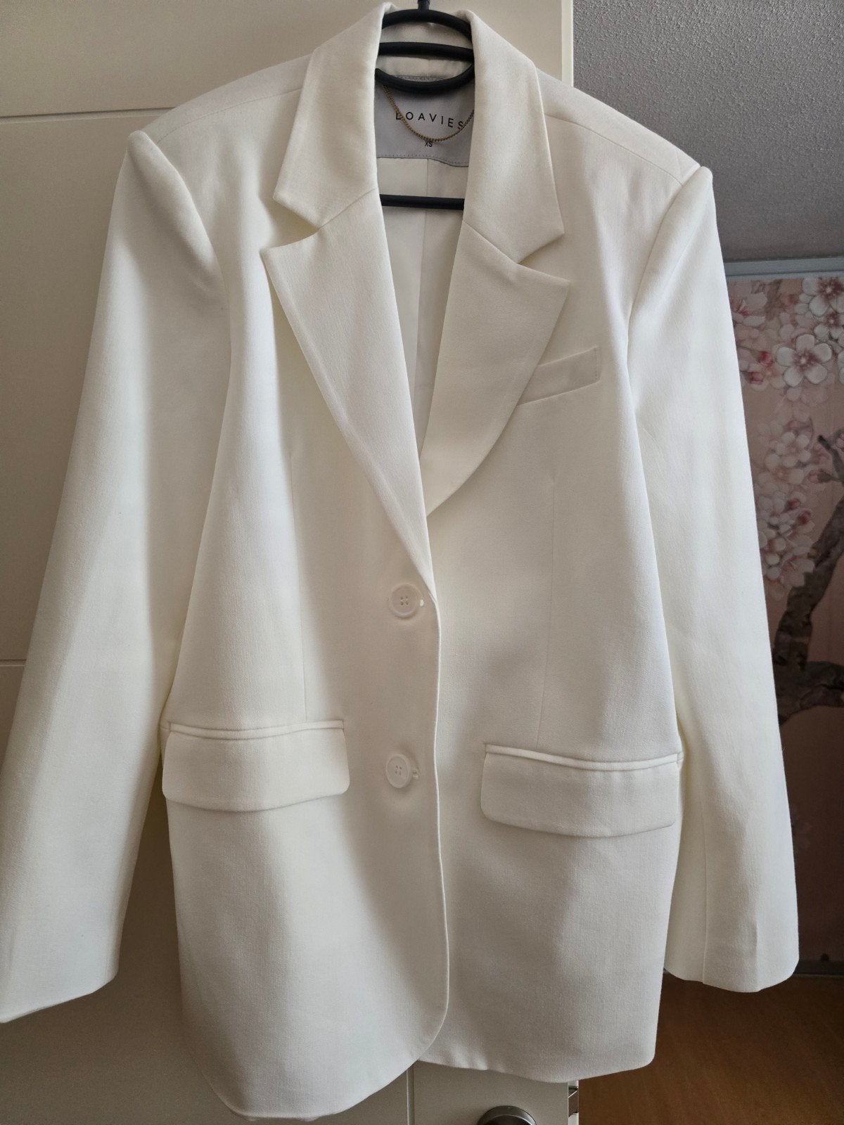 Loavies colbert , wit, maat xs oversized , nooit gedragen, Wit, Nieuw, Ophalen of Verzenden, Loavies