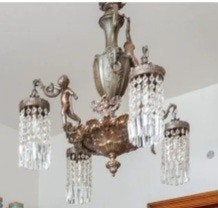 Lamp met engeltjes en kristallen., Ophalen