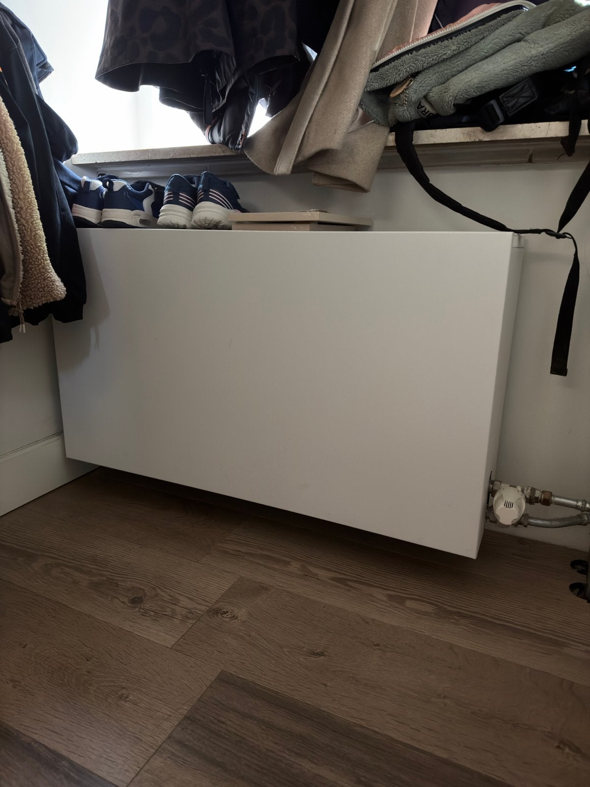 Jaga Strada convector units en houten rooster convectorput, Ophalen, Gebruikt, Minder dan 30 cm, Radiator