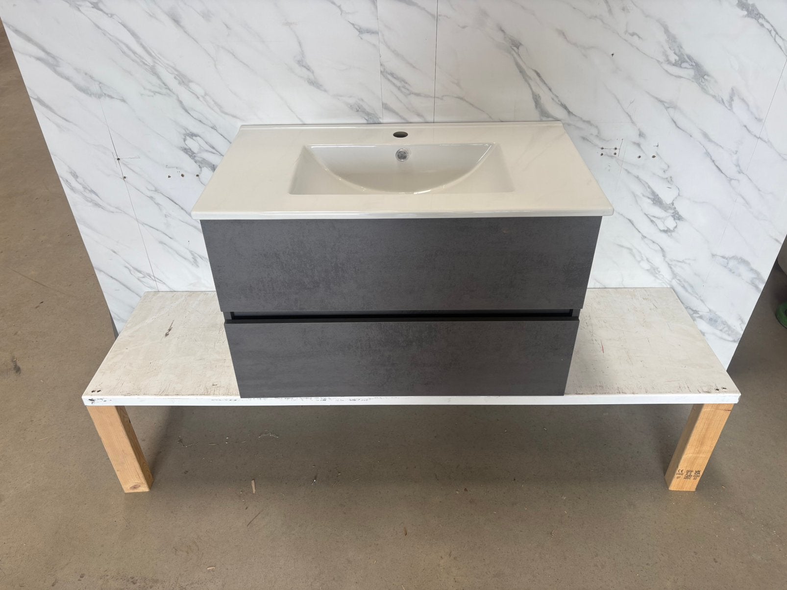Badmeubel 80 cm – Beton Antraciet | Keramische Wastafel