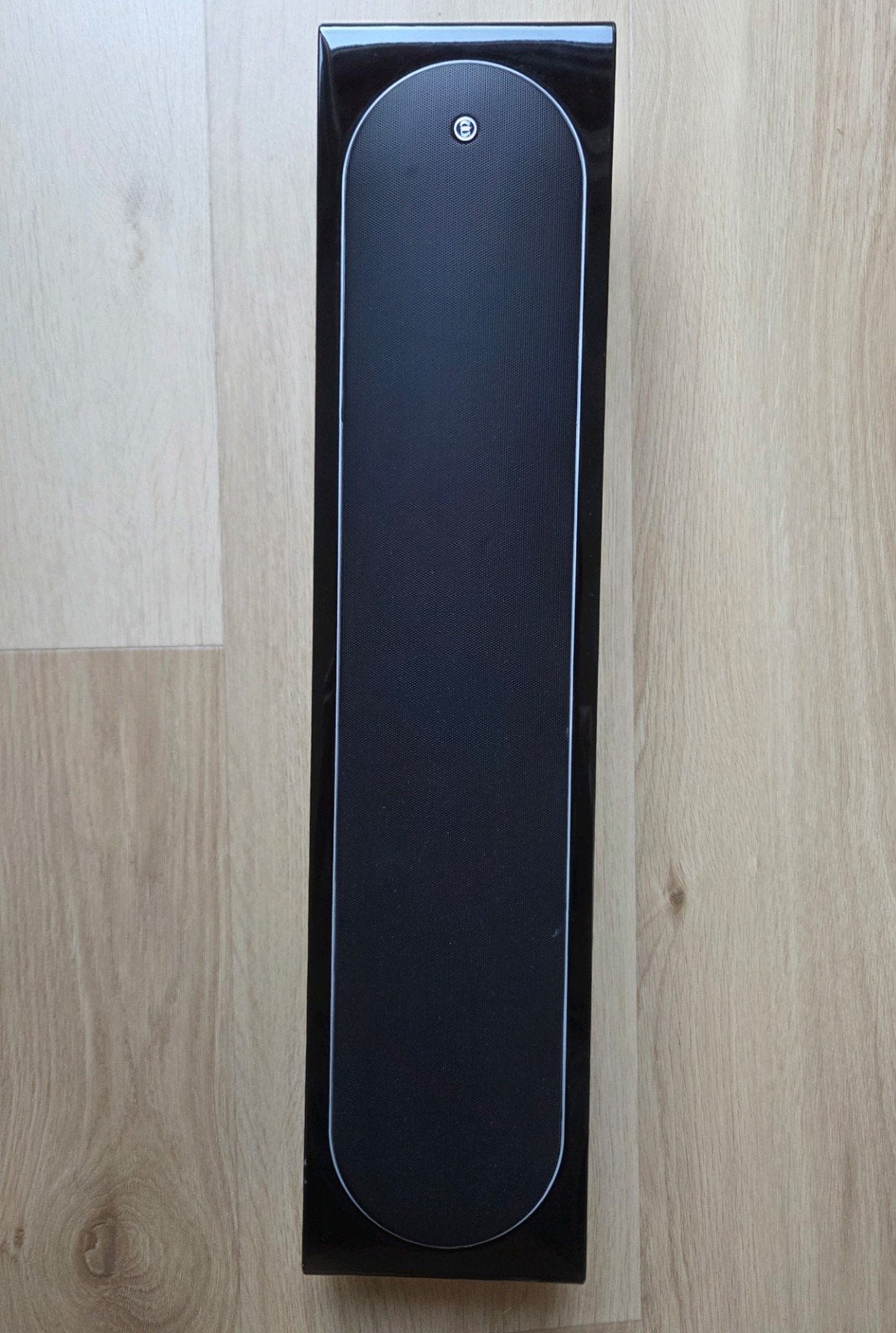 Monitor Audio Radius 225 Center Speaker + TV Mount, Audio, Tv en Foto, Luidsprekers, Gebruikt, Ophalen of Verzenden, Monitor Audio