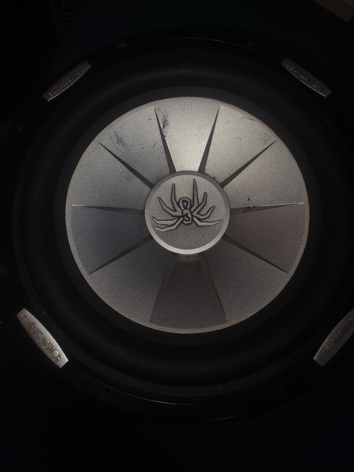 soundstream dubbel cone subwoofer en de P305 versterker, Ophalen of Verzenden, Zo goed als nieuw