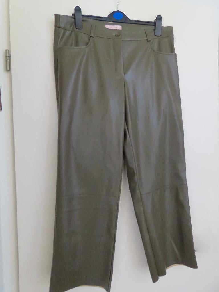 StudioAnneloes, VEGAN leren lange 3/4 broek Kaki 42/44, Studio Anneloes, Verzenden, Maat 42/44 (L), Zo goed als nieuw