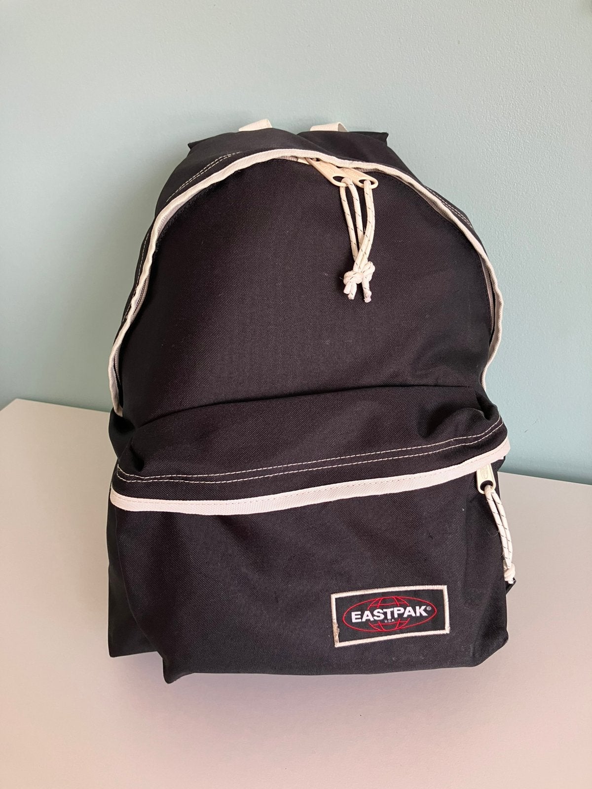 Eastpak Rugzak 24L zo goed als nieuw, Ophalen of Verzenden, Zo goed als nieuw, Eastpak, 30 tot 45 cm