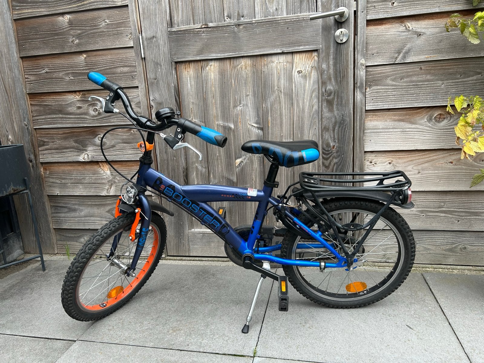 Lookie Booster kinderfiets 18 inch - Blauw/Oranje, Fietsen en Brommers, Fietsen | Kinderfietsjes, Ophalen, Gebruikt, Terugtraprem