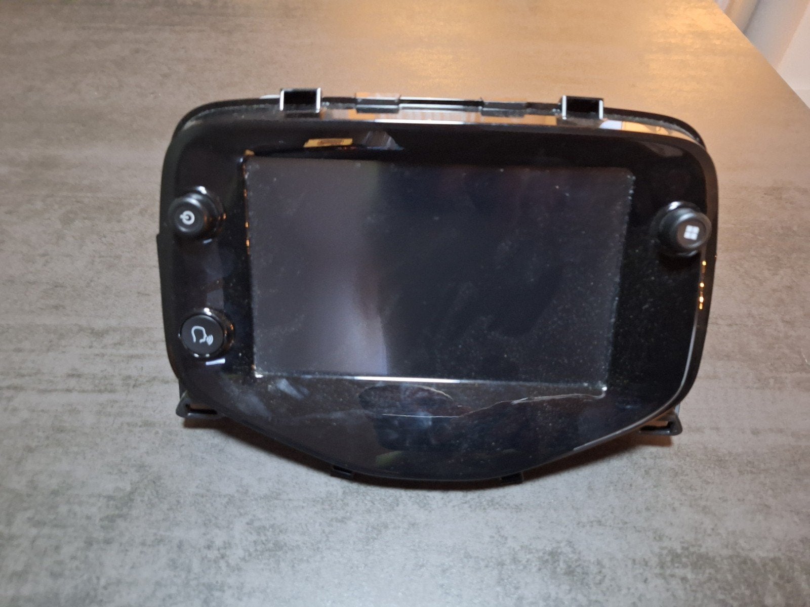 Aygo/108 Multimedia scherm met dab, Ophalen of Verzenden