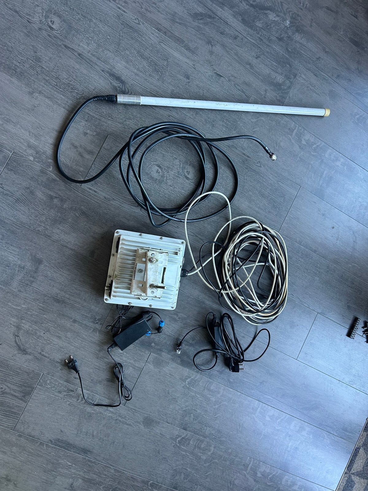 SenseCAP M1 Helium Miner met Antenne en Accessoires, Ophalen, Zo goed als nieuw, Zender en Ontvanger