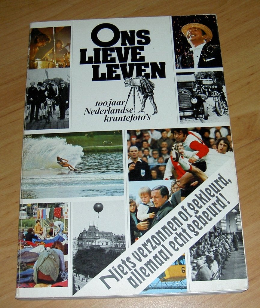 Ons lieve leven uit 1972 , 100 jaar nederlandse kranten foto, Ophalen of Verzenden, 20e eeuw of later, Zo goed als nieuw