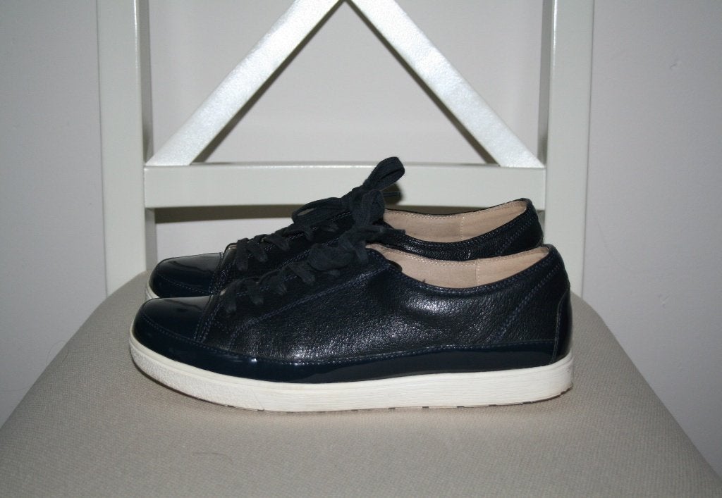 Medicus leren donkerblauw schoenen mt 38, Medicus, Sneakers of Gympen, Gedragen, Verzenden