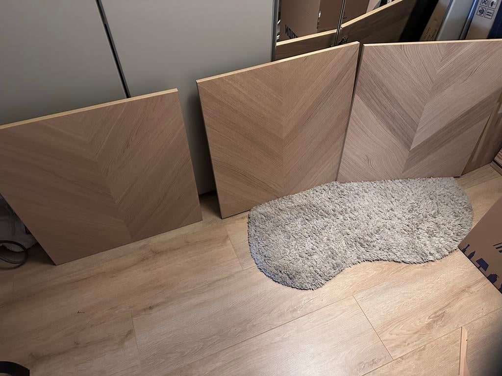 Besta kastdeurtjes ( 3 stuks) eikenmotief Hediviken, Ophalen, Zo goed als nieuw, Minder dan 150 cm, Minder dan 100 cm