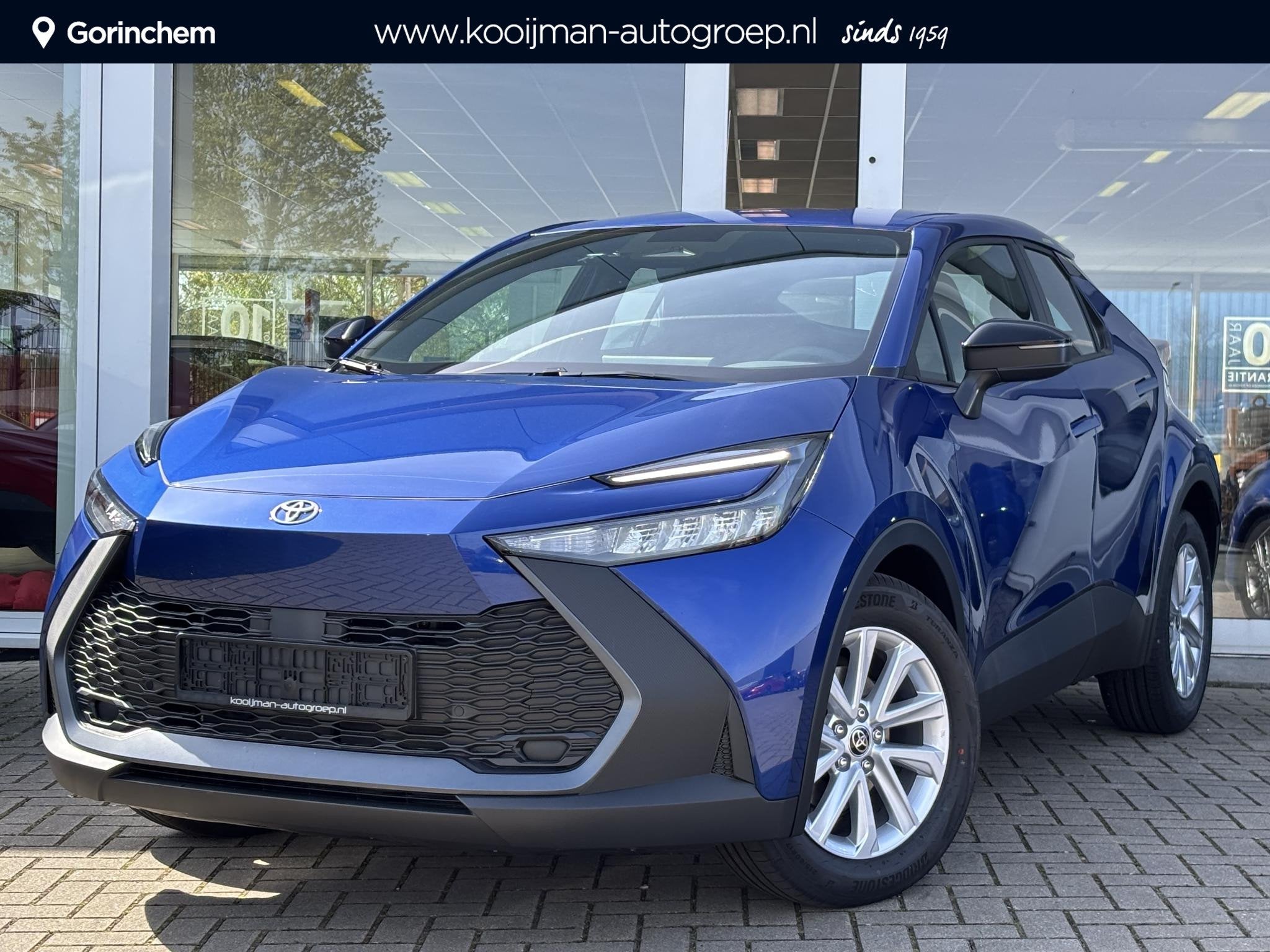 Toyota C-HR 1.8 Hybrid 140 Active Prijs inclusief 2000 euro, Auto's, Toyota, Euro 6, Bedrijf, Nieuw, Hybride Elektrisch/Benzine