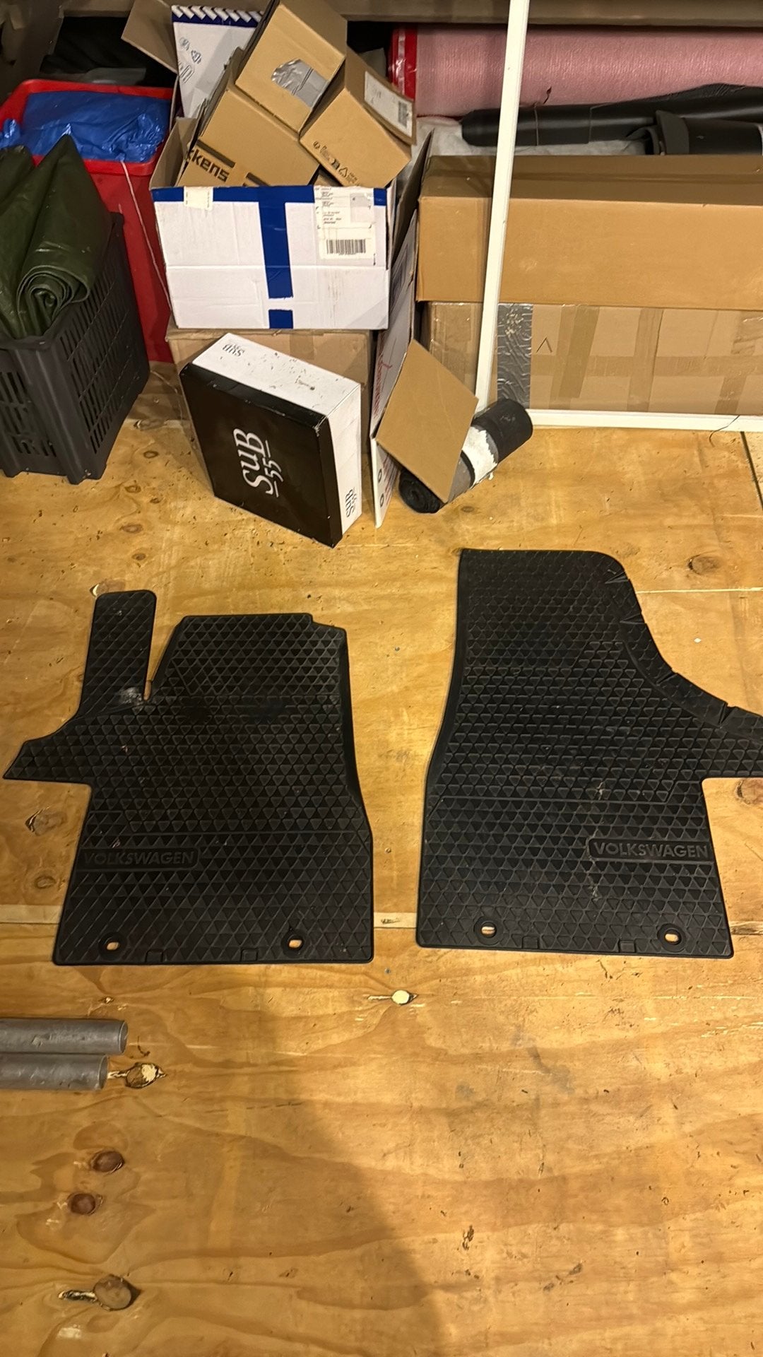 vloermatten  rubber voor VW T5 (ook california), Ophalen, Zo goed als nieuw, Koelelement