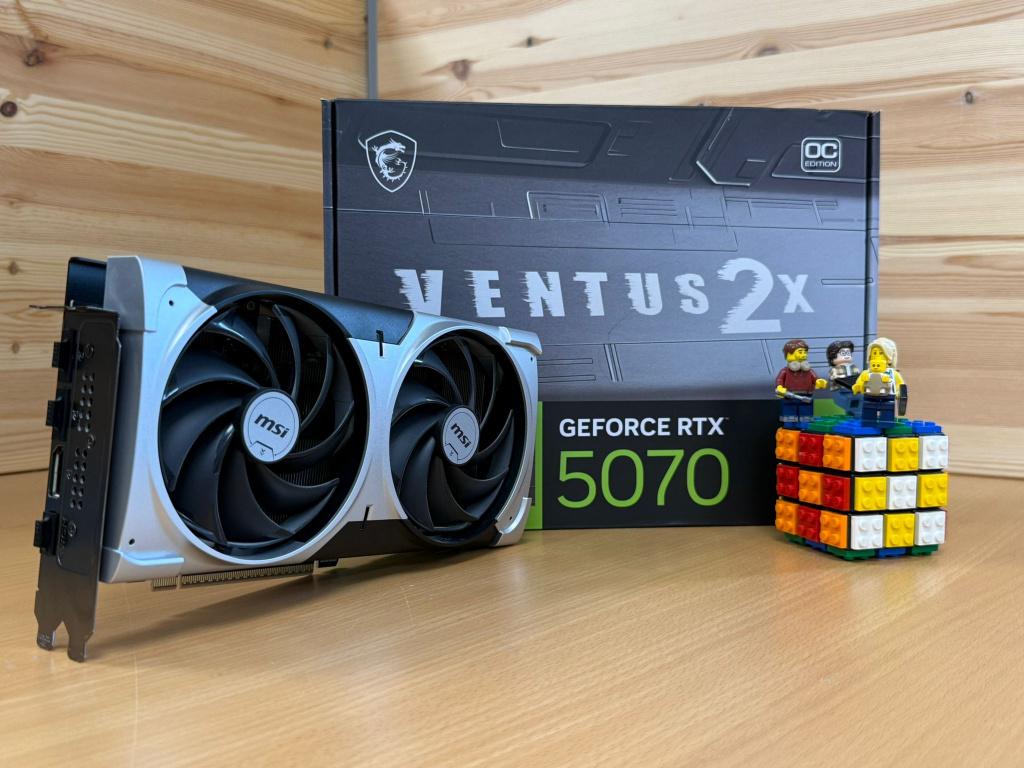 MSI GeForce RTX 5070 12G VENTUS 2X OC Videokaart, GDDR6, Ophalen of Verzenden, Zo goed als nieuw, HDMI