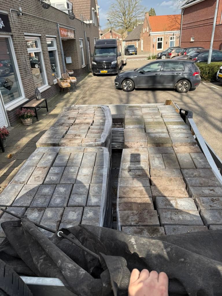 Antraciet betonklinker 35m2, Ophalen of Verzenden, Zo goed als nieuw, Composiet