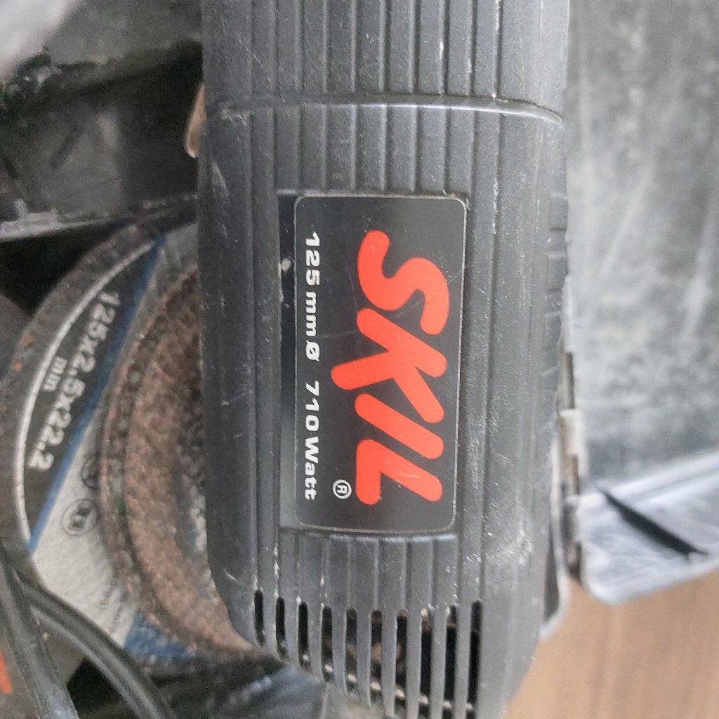 Foto 2 van Mooie goedwerkende skill haakse slijper