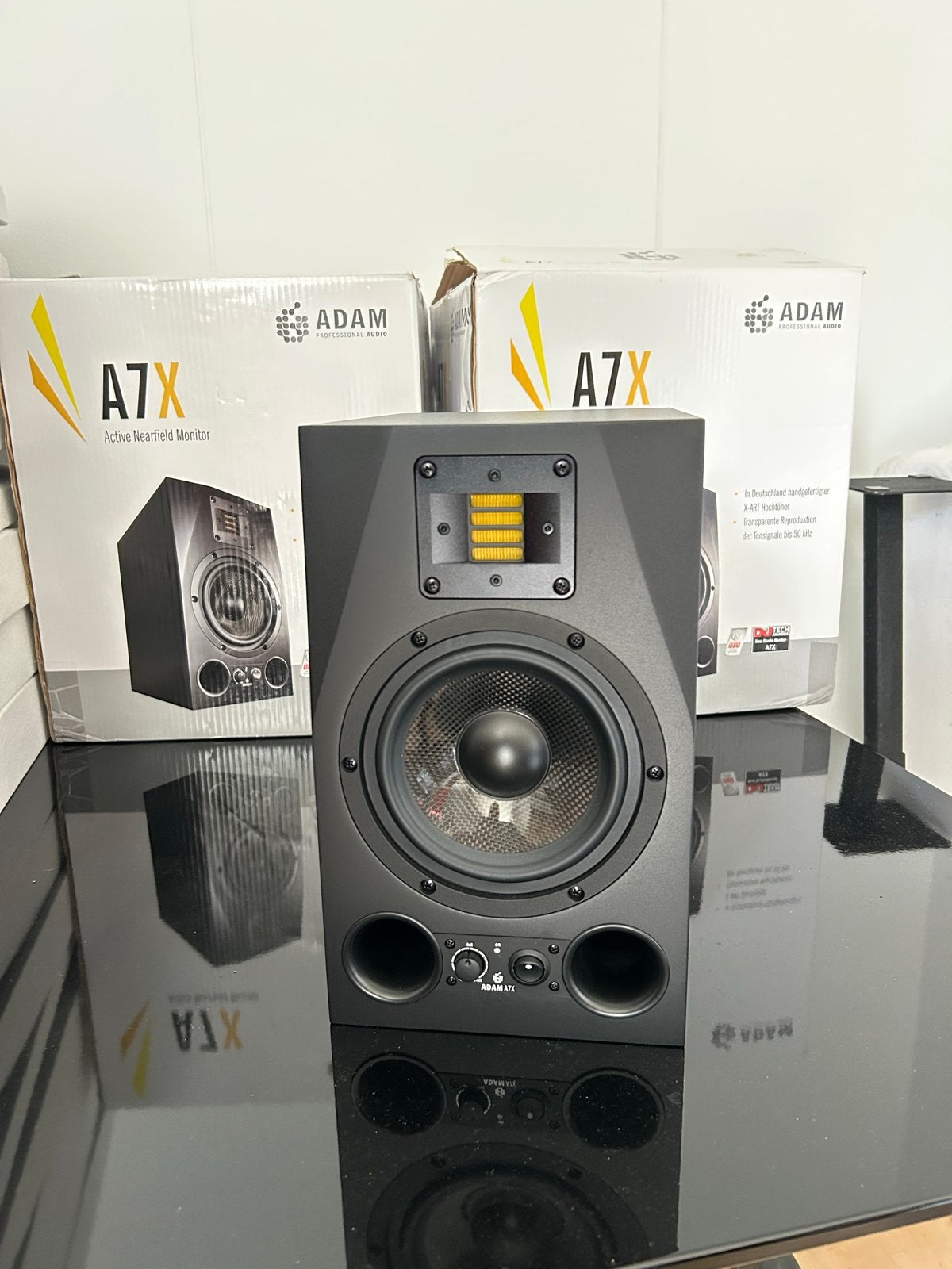 ADAM Audio A7X Studiomonitors in nieuwstaat, Studiomonitor, Zo goed als nieuw, Ophalen, 150 watt of meer