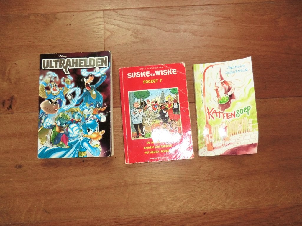 Stripboeken: Ultrahelden, Suske en Wiske, Kattesnoep, Meerdere stripboeken, Ophalen, Gelezen, Walt Disney