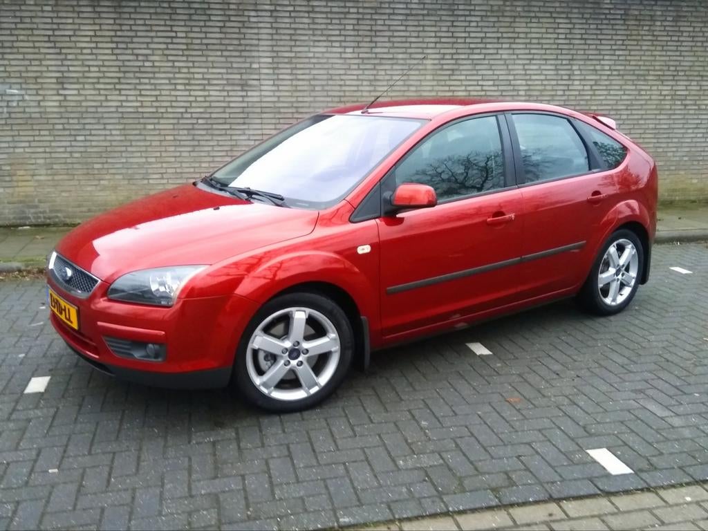 Ford Focus 2.0 145PK 5D Rally-Edition/Clima+Cruise+Trekhaak!, Auto's, Ford, Particulier, Focus, ABS, Airbags, Airconditioning