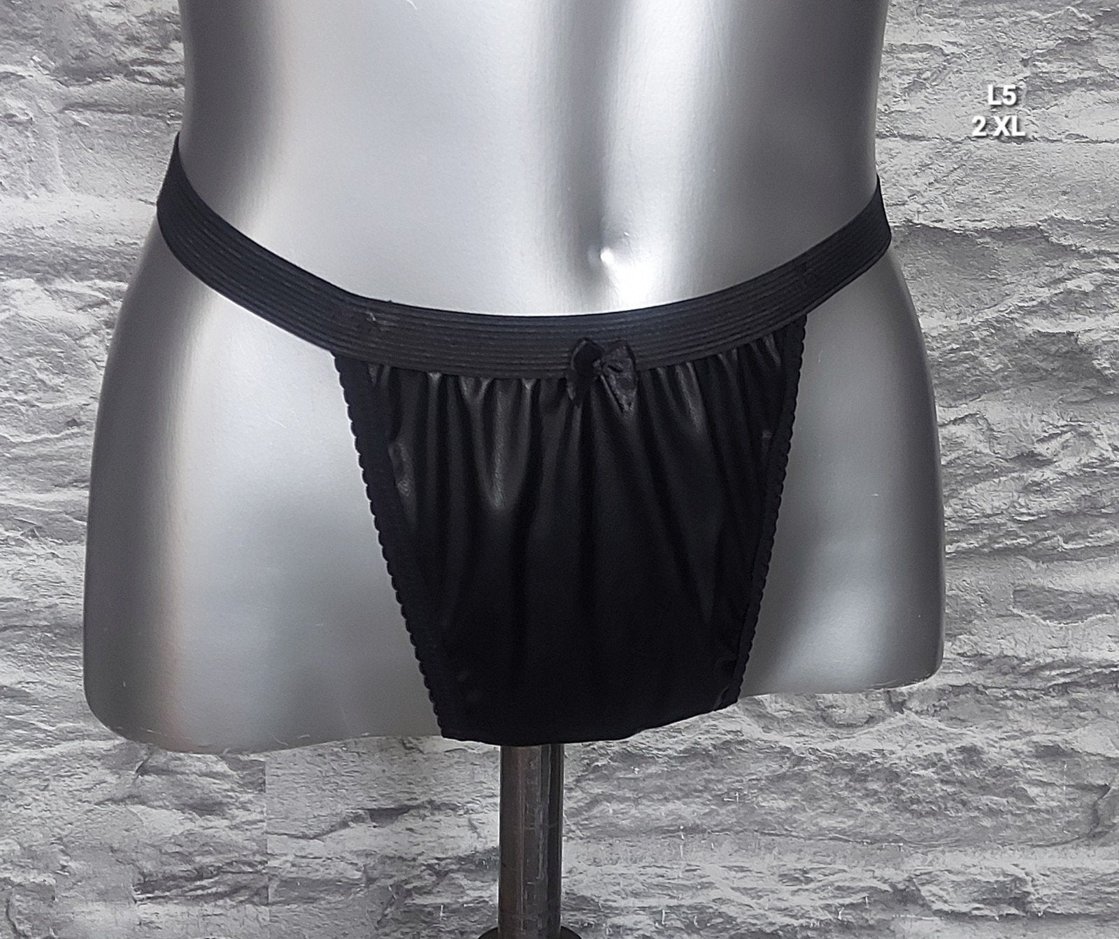 Kinky Zwarte pu leren String 2XL, Onbekend, Ophalen of Verzenden, Zwart, String