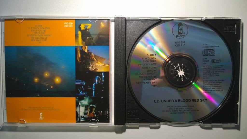 U2 - Under A Blood Red Sky (Live), Ophalen of Verzenden, Zo goed als nieuw, Poprock, Album