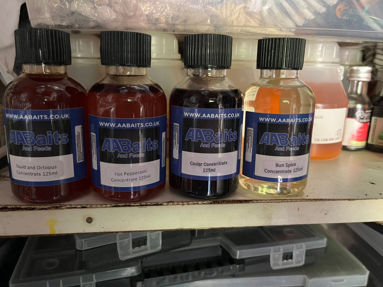 KARPERVISSEN BOILIE FLAVOUR CONCENTRATE 125 ML UIT ENGELAND, Watersport en Boten, Ophalen of Verzenden, Nieuw, Complete set