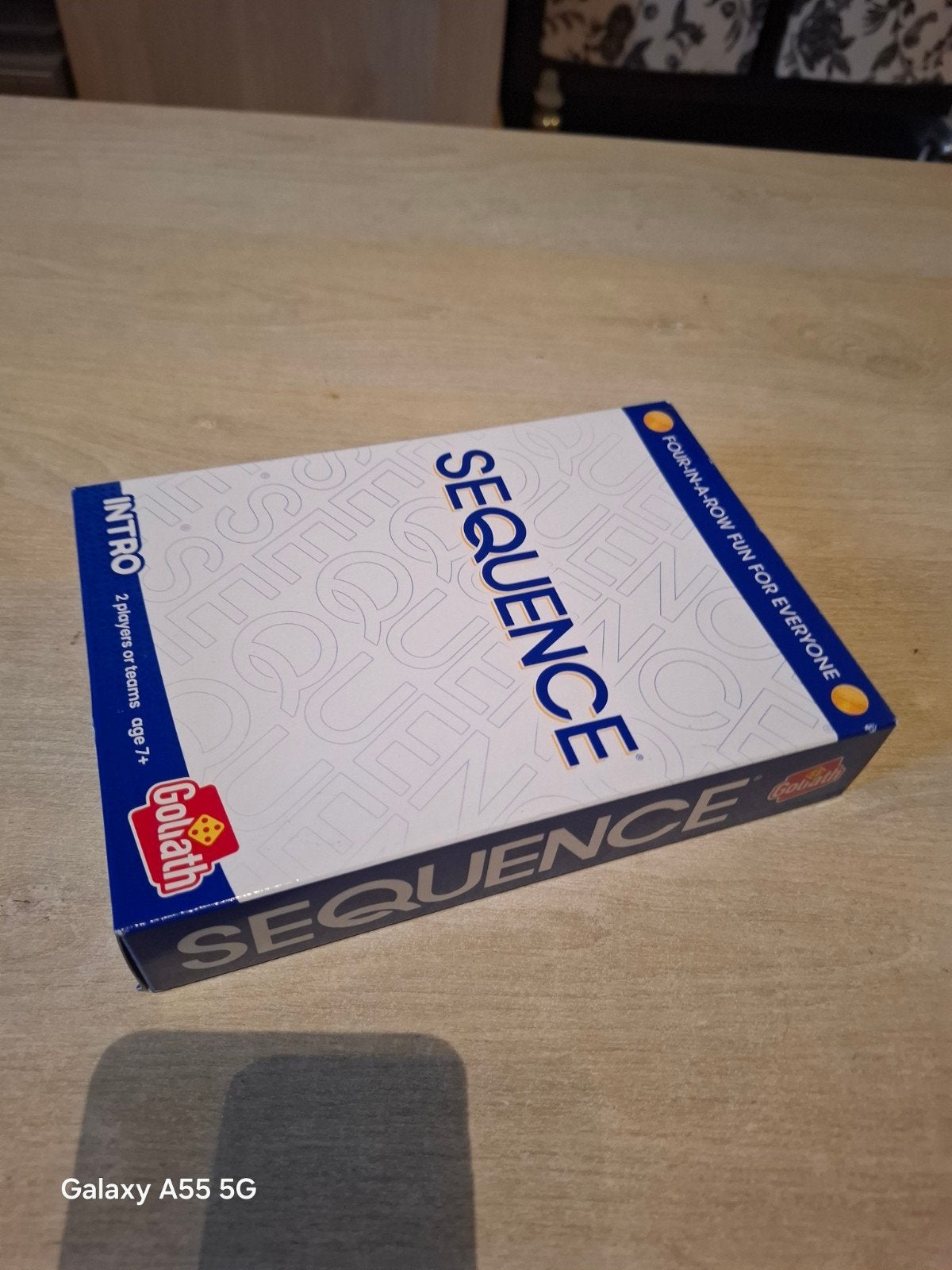 Sequence Intro Bordspel - Zo goed als nieuw, Een of twee spelers, Ophalen of Verzenden, Zo goed als nieuw, Postbus 2000, 4800 CA Breda, Nederland