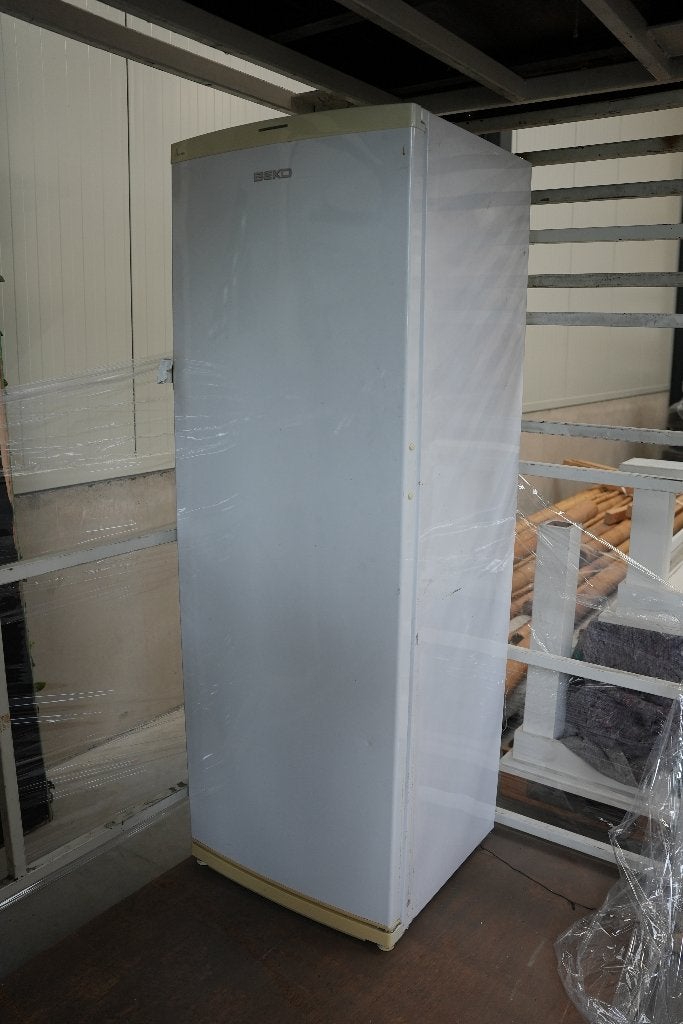 Vriezer - Beko - wit, Gebruikt, Minder dan 60 cm, 160 cm of meer, Vrijstaand