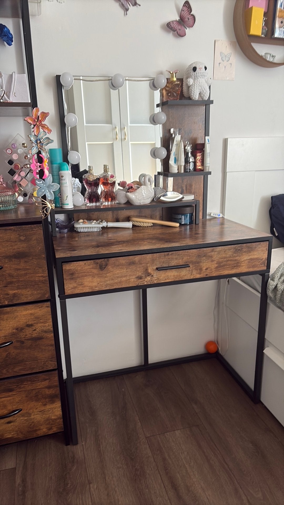 Kaptafel donker eiken hout, Ophalen, 50 tot 100 cm, Zo goed als nieuw, 25 tot 50 cm