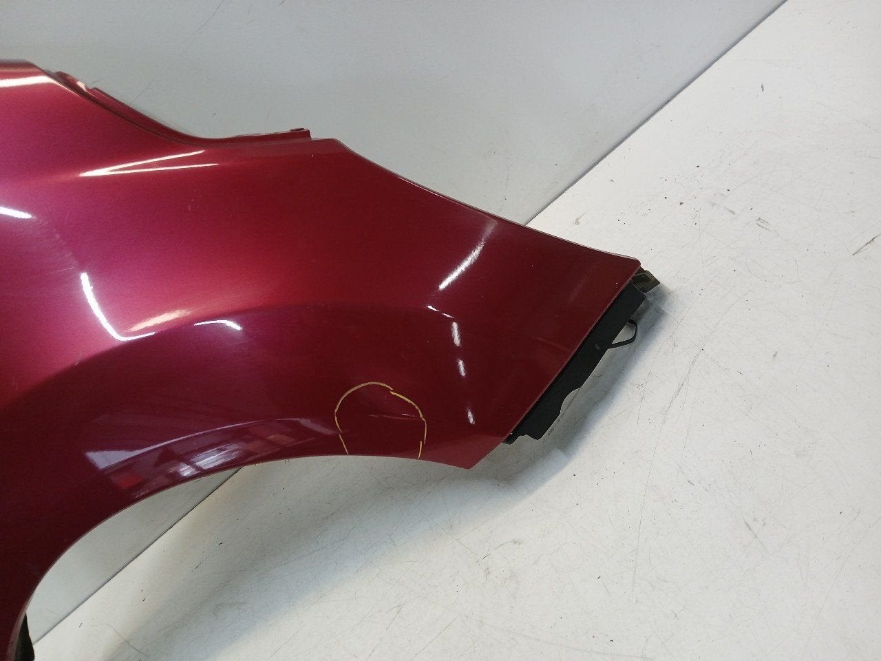 Spatbord rechts voor Ford Ka, Onderdelen@venauto.nl, Van der Ven Autorecycling B.V., Gebruikt, Ettenseweg 76, 4706 PB Roosendaal, The Netherlands