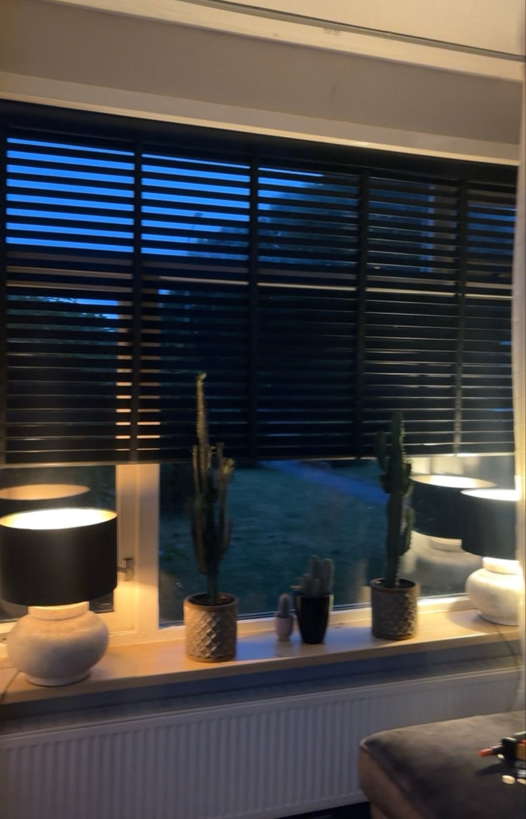 Zwarte houten jaloezieën, 235x100 + 100x175 cm, Ophalen, Zo goed als nieuw, Zwart