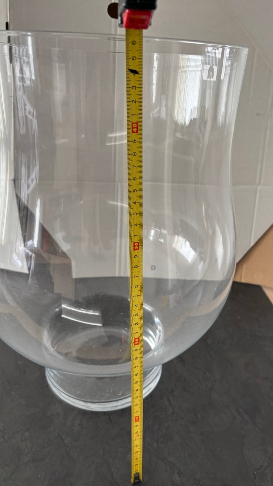 Grote glazen vaas - 2 stuks beschikbaar, Ophalen, Zo goed als nieuw, Transparant, Glas