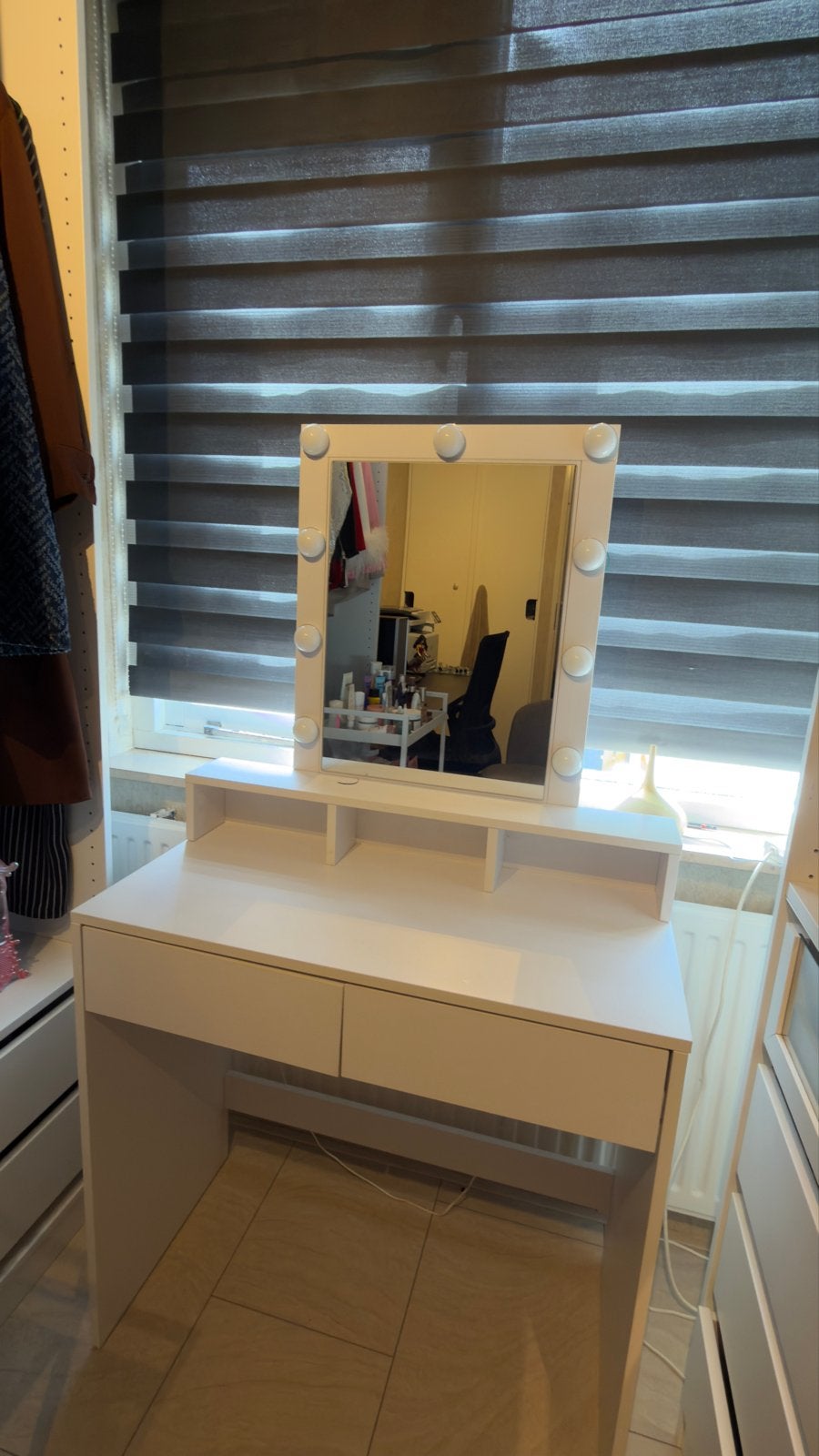 Witte make-up tafel met spiegel en verlichting, Gebruikt, 100 tot 150 cm, Hout, 50 tot 100 cm