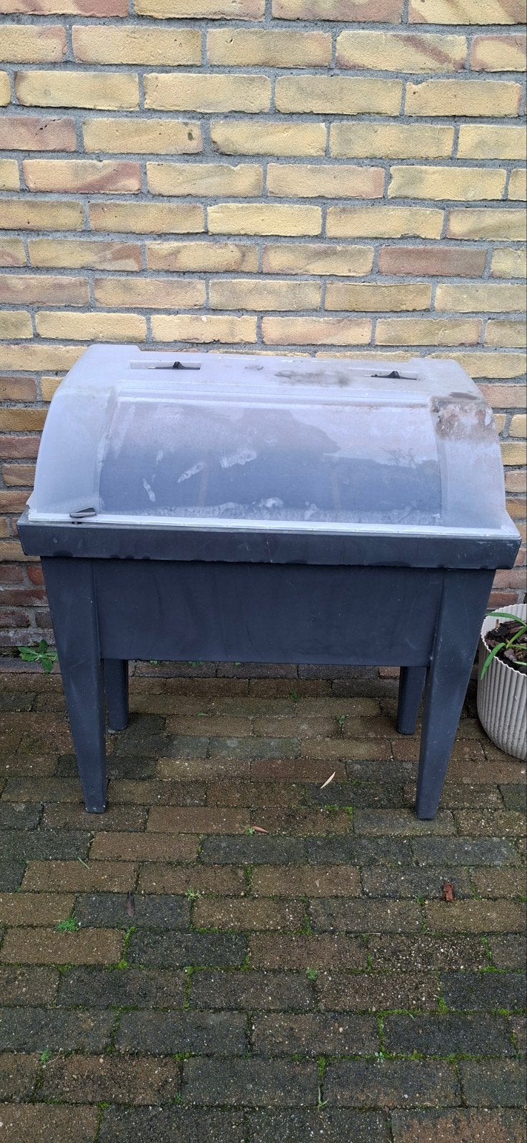 kweekbak op poten, Ophalen, Gebruikt, Kweekbak