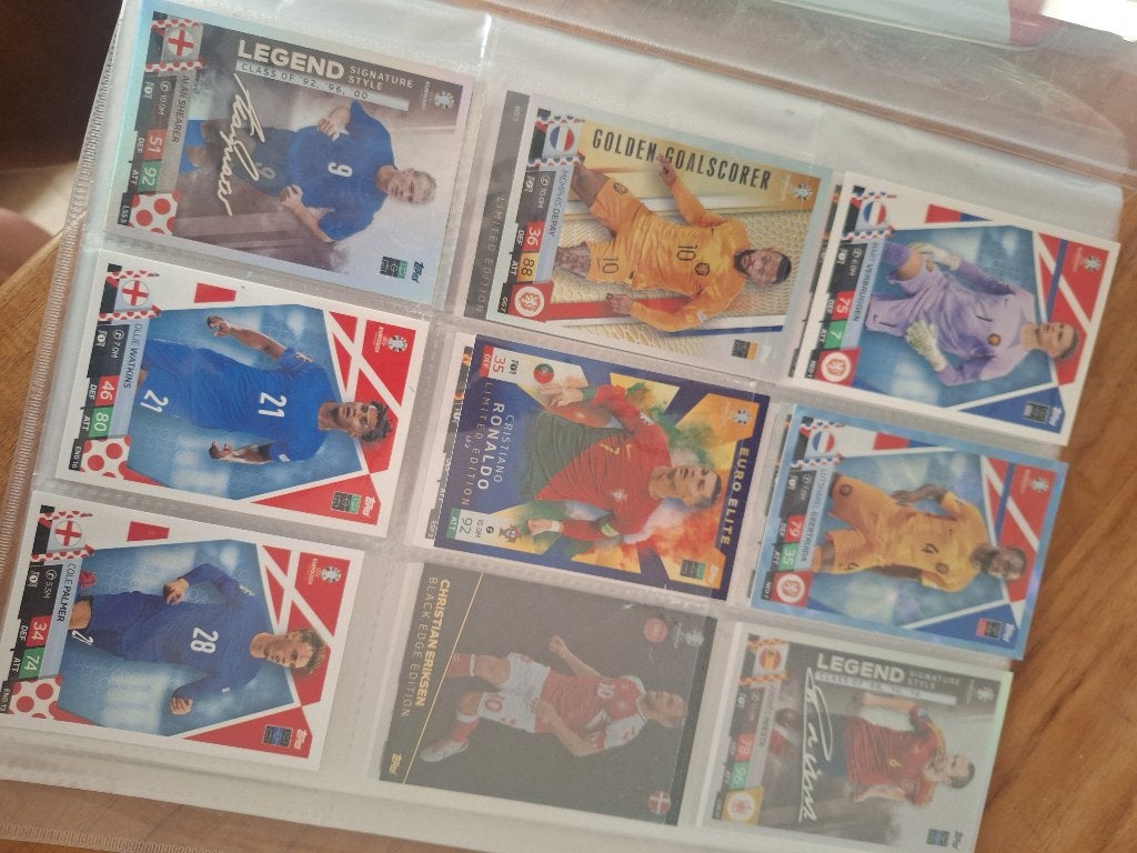 Topps maps attack euro 2024, incl Ronaldo en Black edge, Verzamelen, Ophalen of Verzenden, Zo goed als nieuw, Buitenlandse clubs