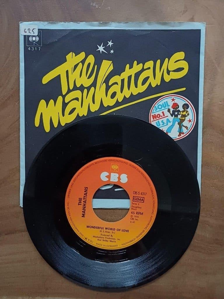 The Manhattans - Kiss and Say GoodBye - Single - Vinyl, Ophalen of Verzenden, Gebruikt, Pop