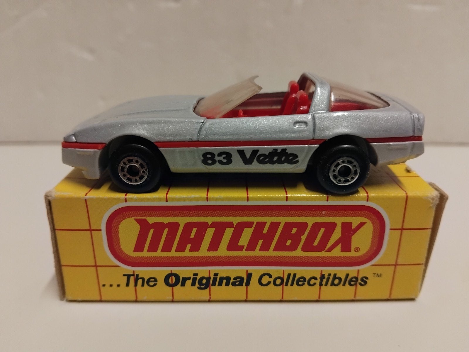 Matchbox #14  Chevrolet Corvette 1983 grijs 3INCH, Ophalen of Verzenden, Zo goed als nieuw, Auto, Matchbox